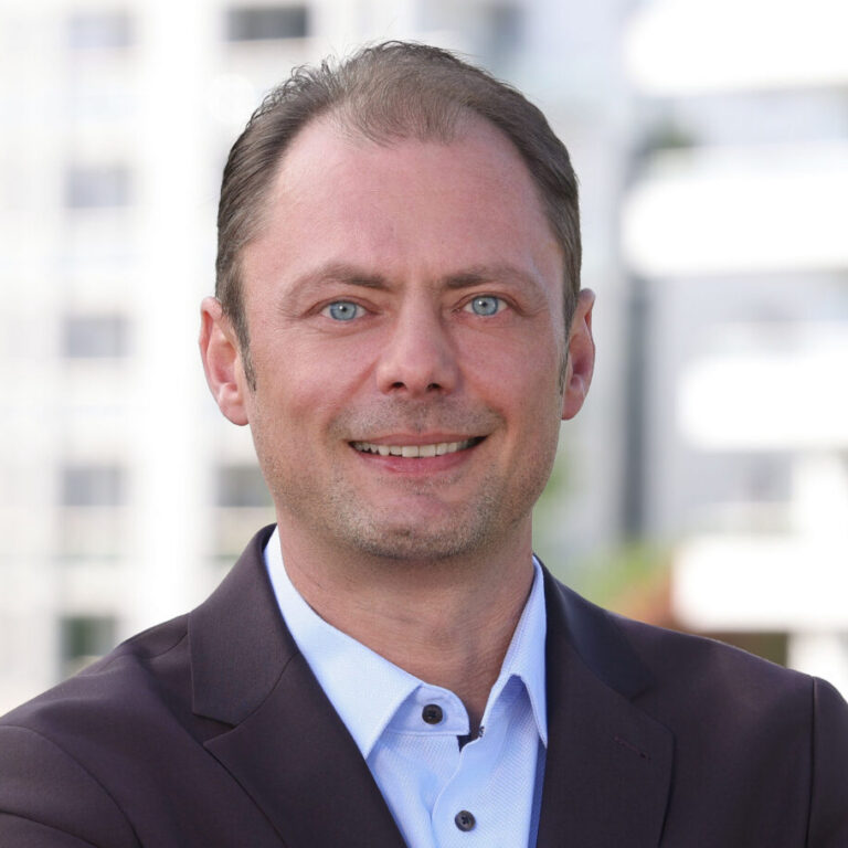 Daniel Köbler